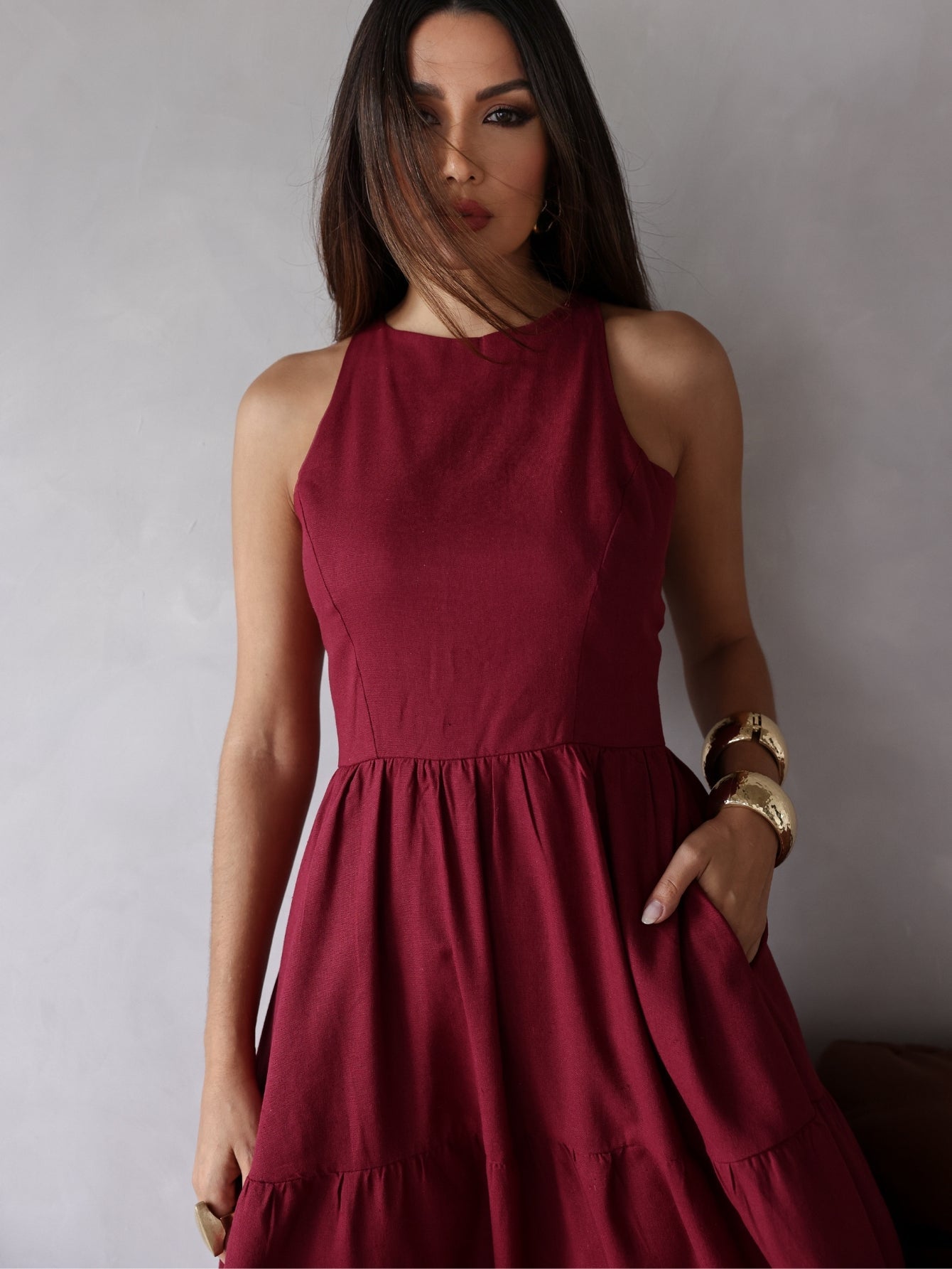 Vestido de Linho Sofia- A Combinação perfeita entre estilo e conforto