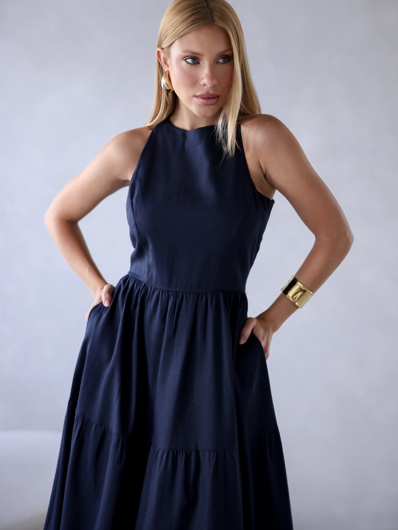 Vestido de Linho Sofia- A Combinação perfeita entre estilo e conforto