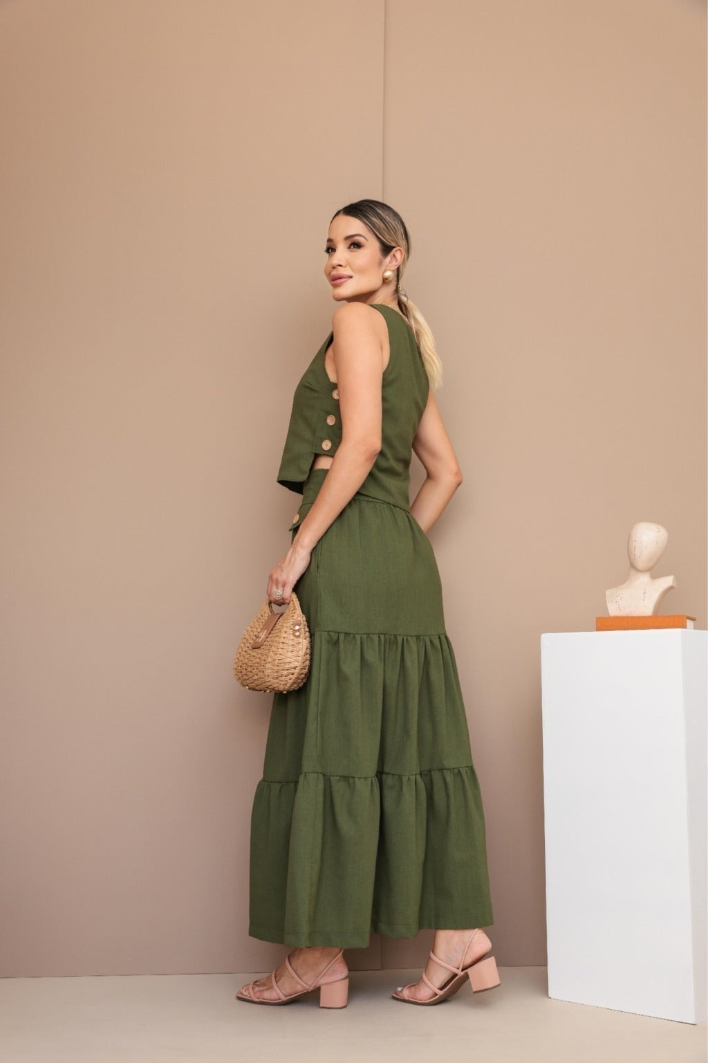 Conjunto Feminino Luiza- Saia longa e Regata com Botões em linho