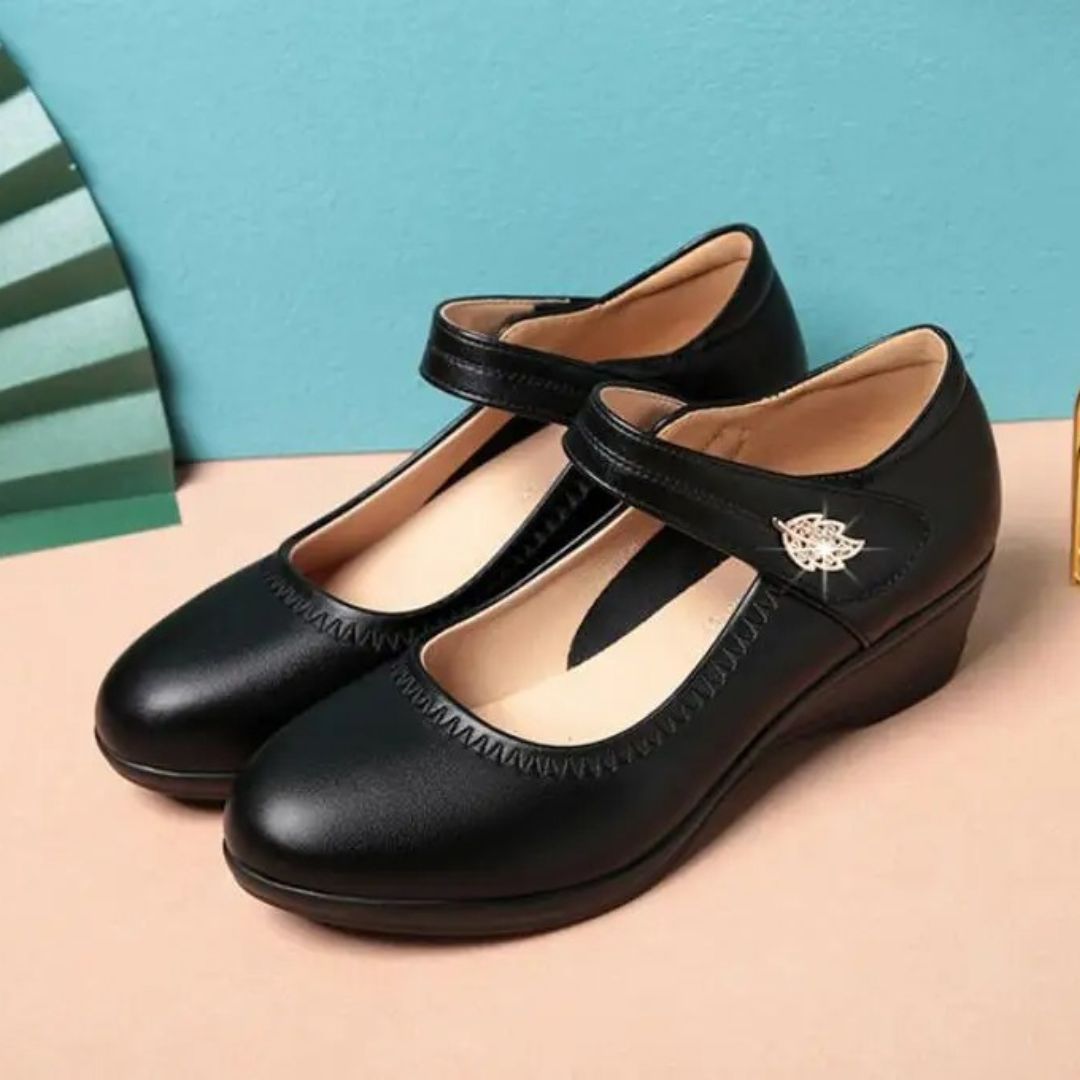 Sandália Ortopédica Feminina - Manuella- Descubra o equilíbrio perfeito entre estilo e conforto
