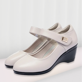 Sandália Ortopédica Feminina - Manuella- Descubra o equilíbrio perfeito entre estilo e conforto