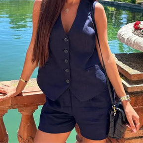 Conjunto Feminino Carolina em Alfaiataria - Colete e Shorts no Linho (Promoção Compre 1 Leve 2)