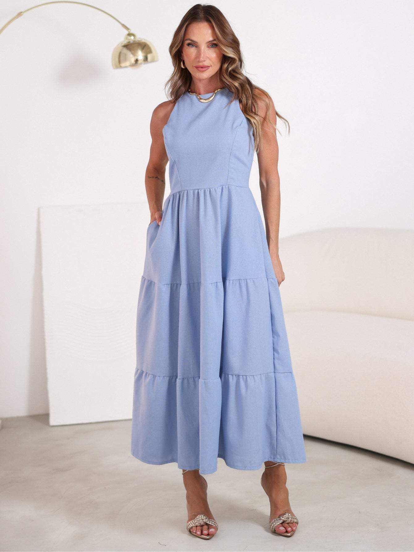Vestido de Linho Sofia- A Combinação perfeita entre estilo e conforto