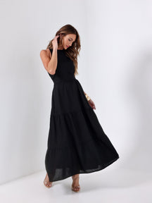 Vestido de Linho Sofia- A Combinação perfeita entre estilo e conforto